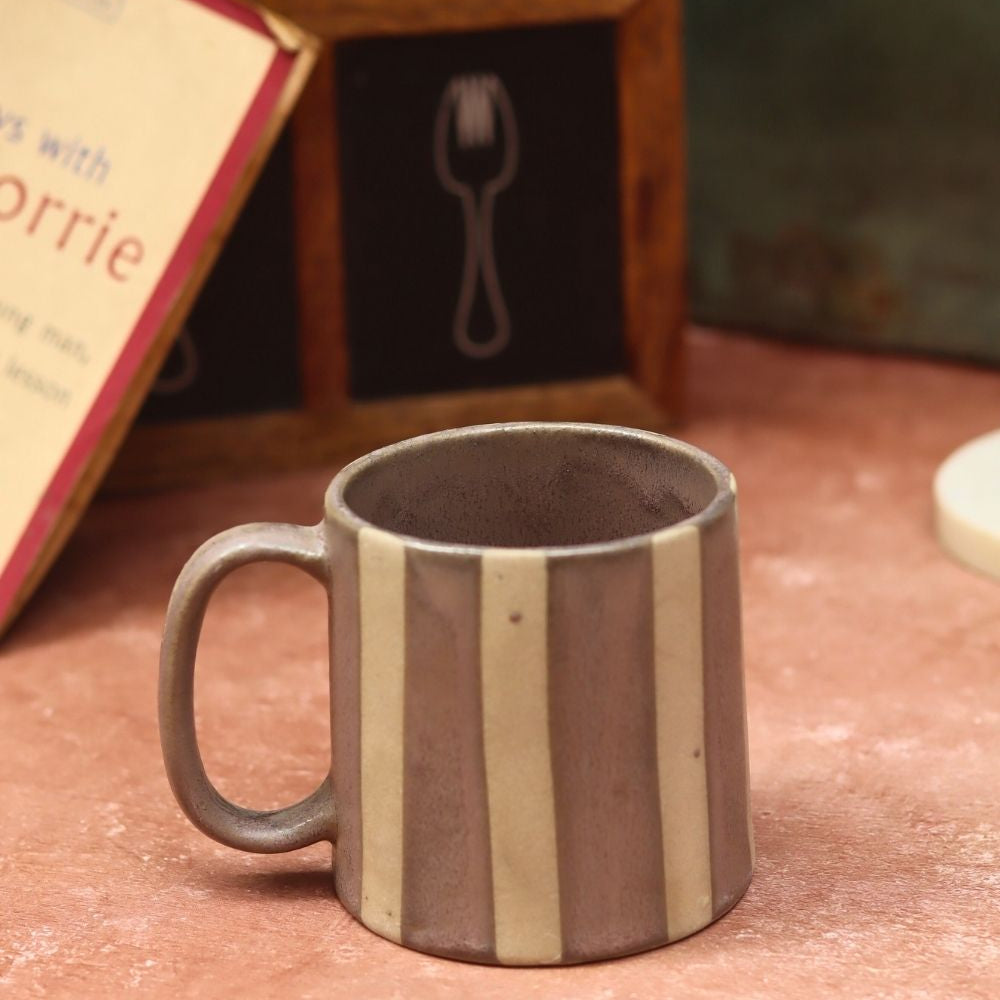 Basic grey striped mug made by ceramic