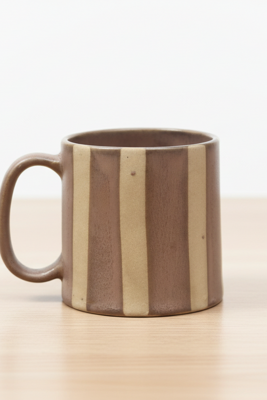 Basic grey striped mug