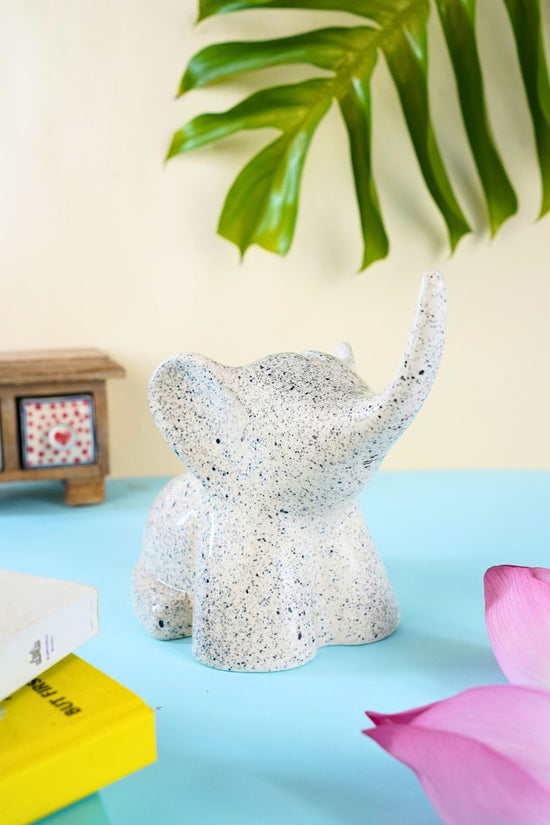 Ele Piggy Bank made by ceramic