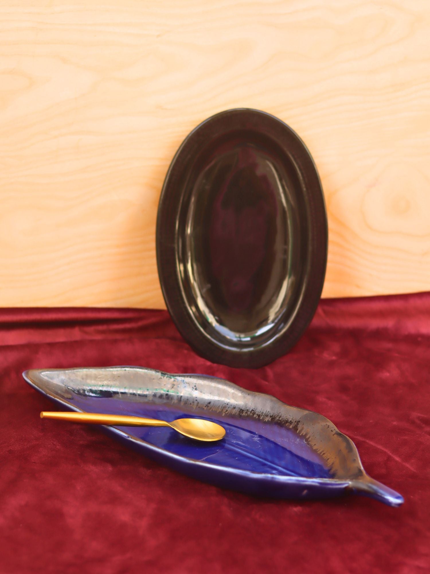 Handmade Set of 2 - Electric Blue leaf platter & Black oval platter combo