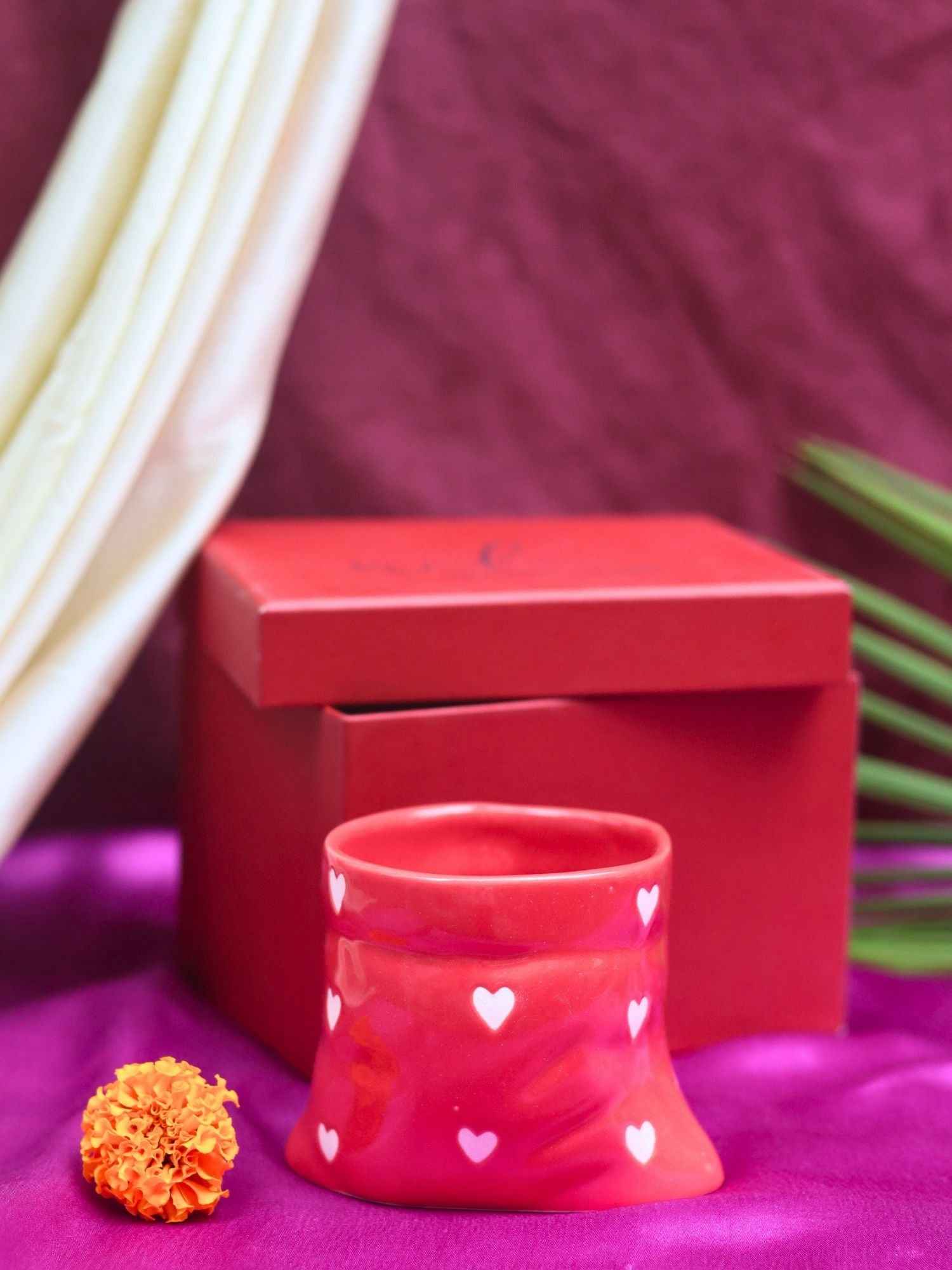 Red heart pouch Mug in a Gift Box