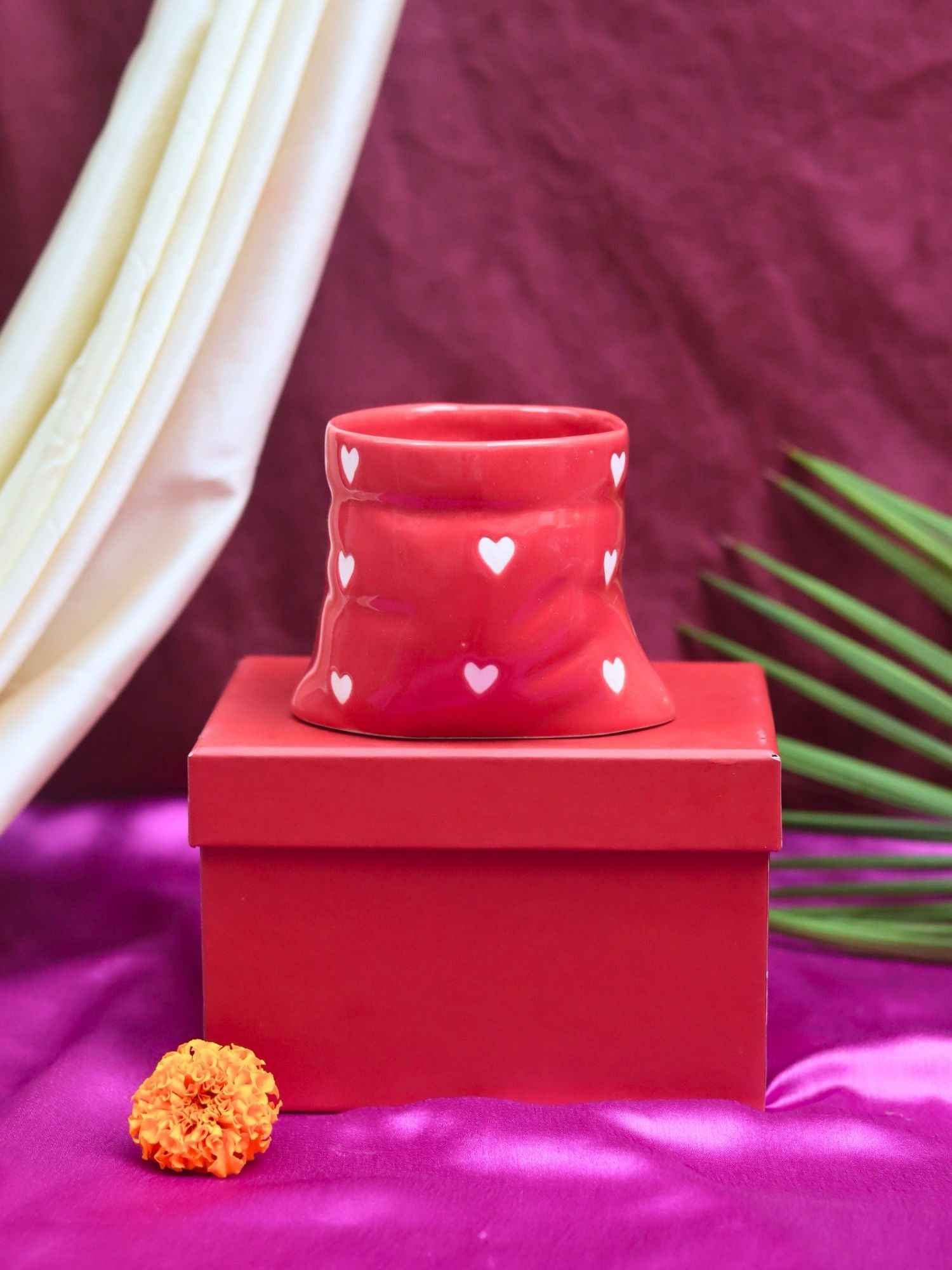 Red heart pouch Mug in a Gift Box