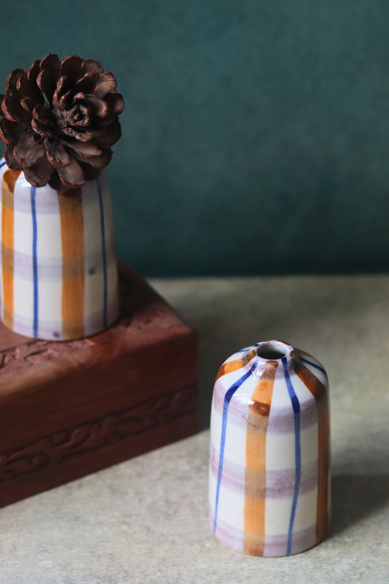 bud vase - tall
