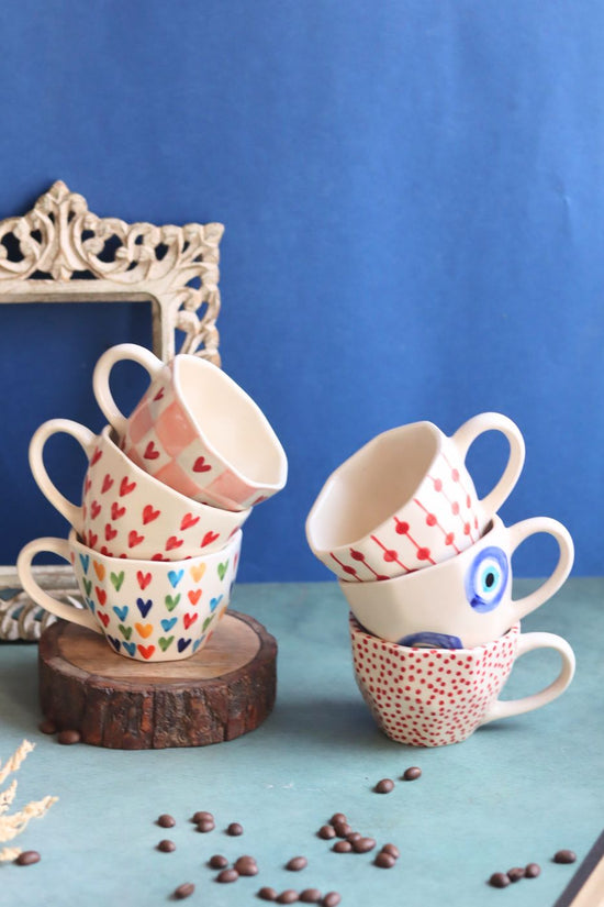 Set of 6 handmade mugs (For the price of 5) made by ceramic