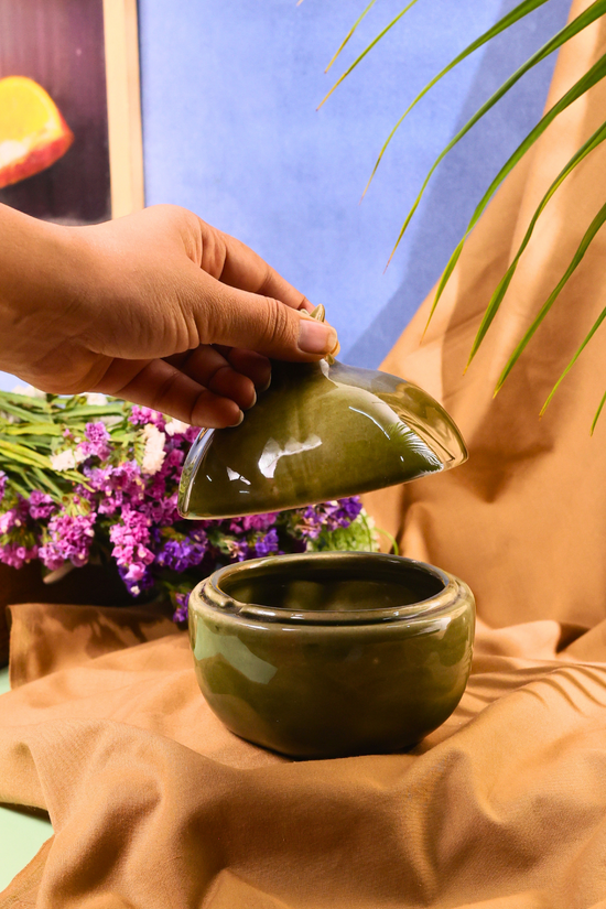 Ceramic anar shaped jar