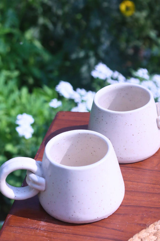 Knotted Handle Mug made by ceramic