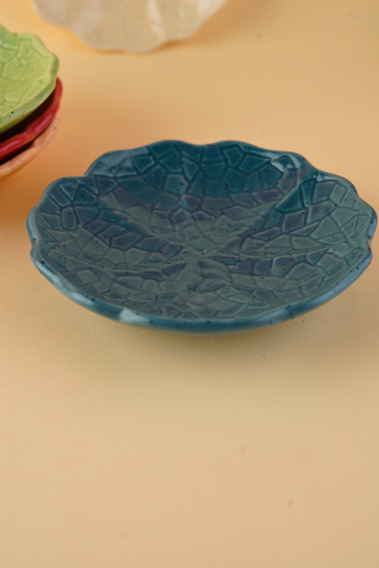 handmade blue cabbage dessert plate with blue premium color 
