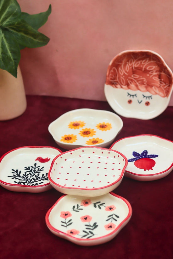 Set of 6 Charming Sweet handmade Dessert Plate (for the price of 5)