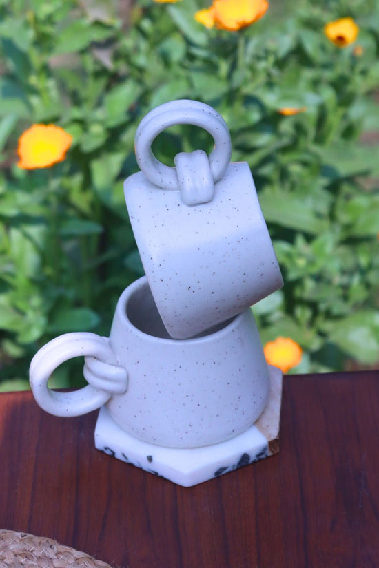Knotted Handle Mug with premium quality material