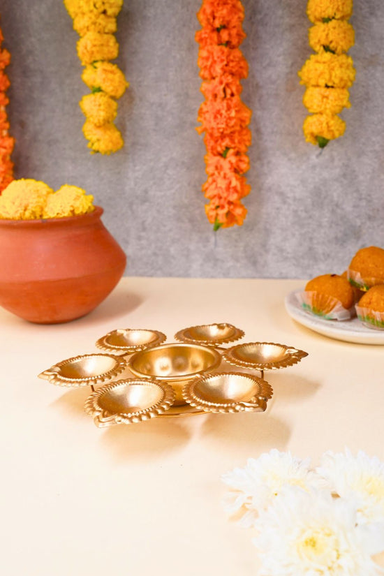 Roshni Ki Mehfil Diya With premium quality material