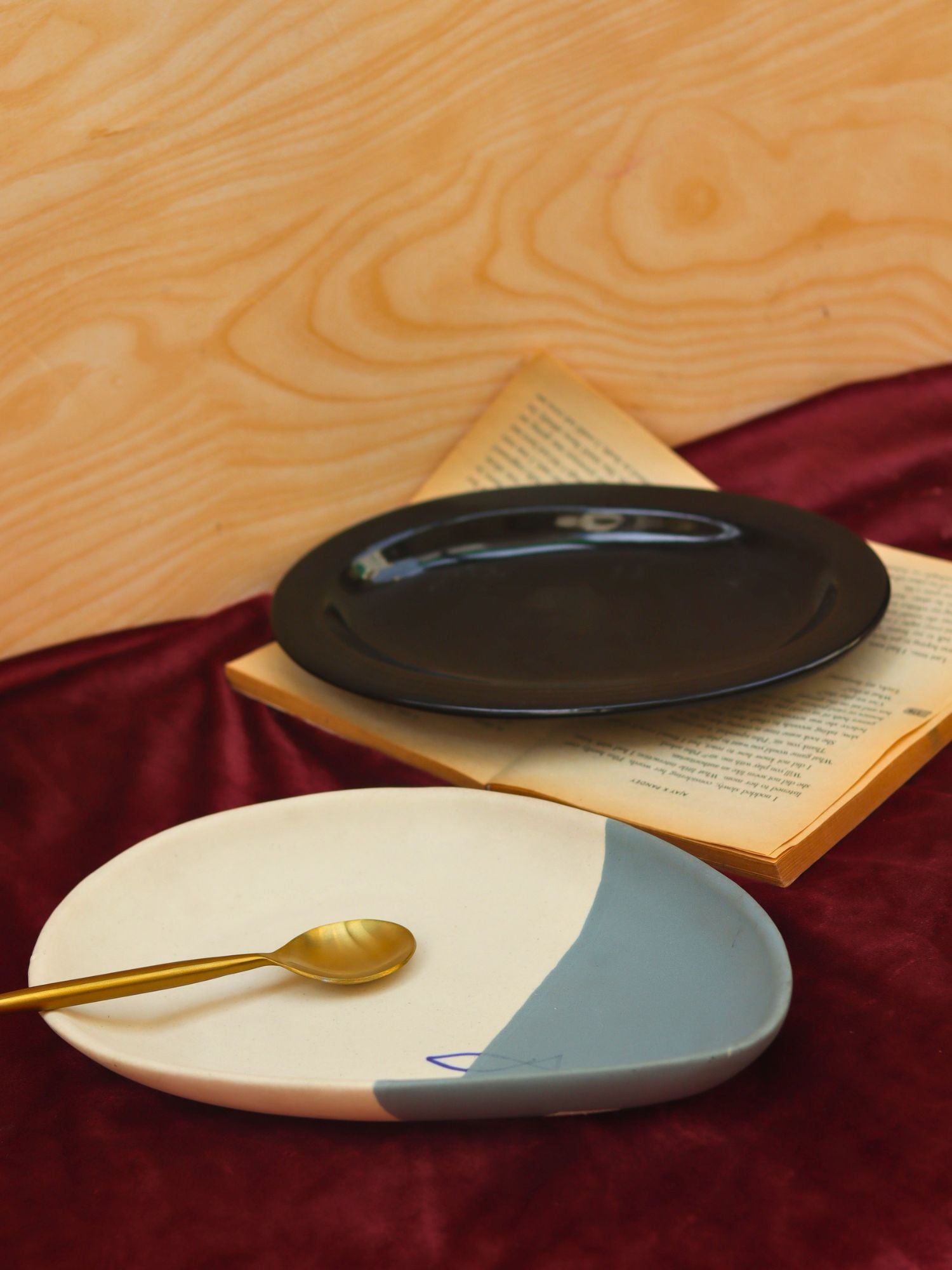 Set of 2 - Coastal catch platter & Black oval Platter combo handmade in India