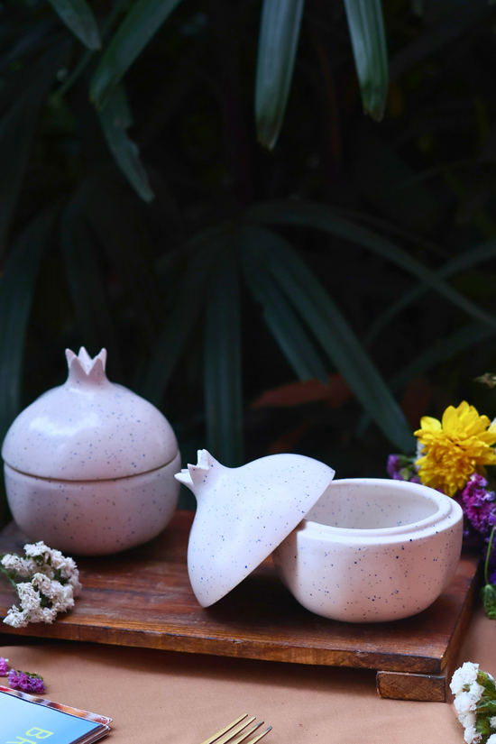 handmade white speckled anar jar