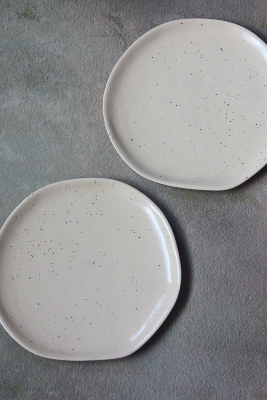Ceramic white plates paper thin