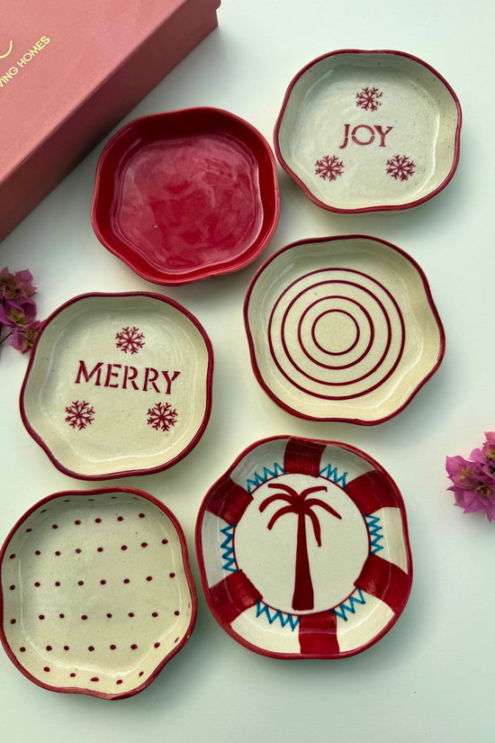 Set of 6 Twinkling Dessert plates (for the price of 5)