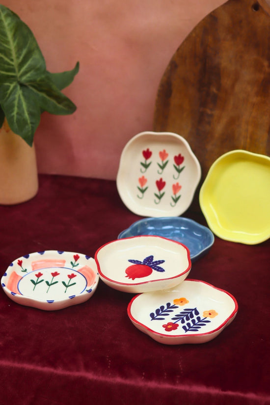 Set of 6 Delightful Treat Handmade Dessert Plate (for the price of 5)