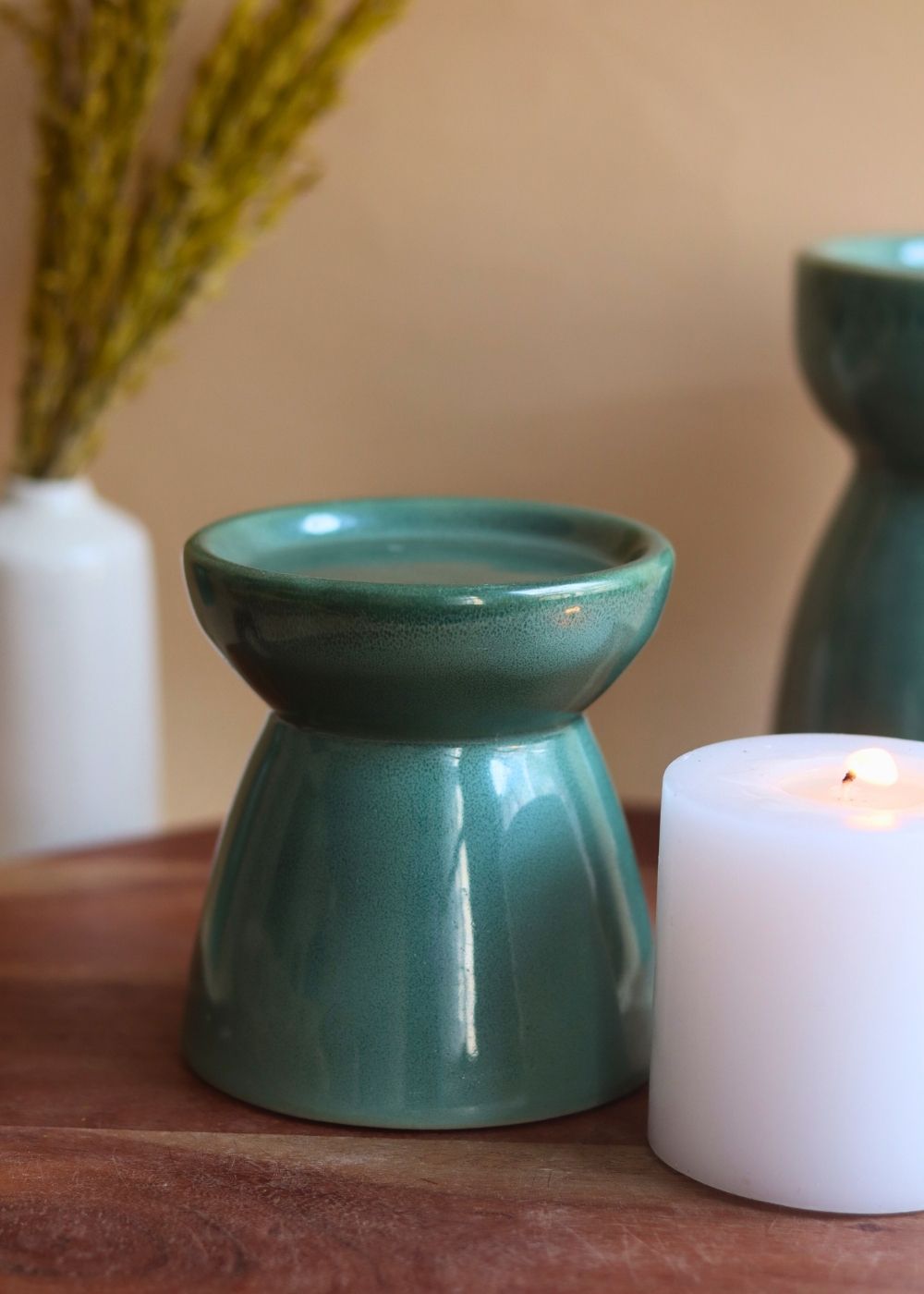 Green Pillar Candle Holder - Small with premium quality material