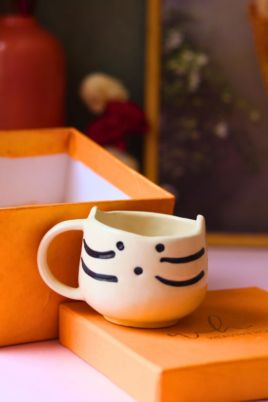 kitty mug with a premium gift box 