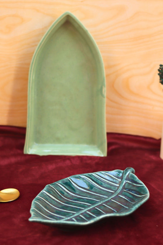 Set of 2 - foilage leaf platter & Sage green Boat platter combo handmade in India