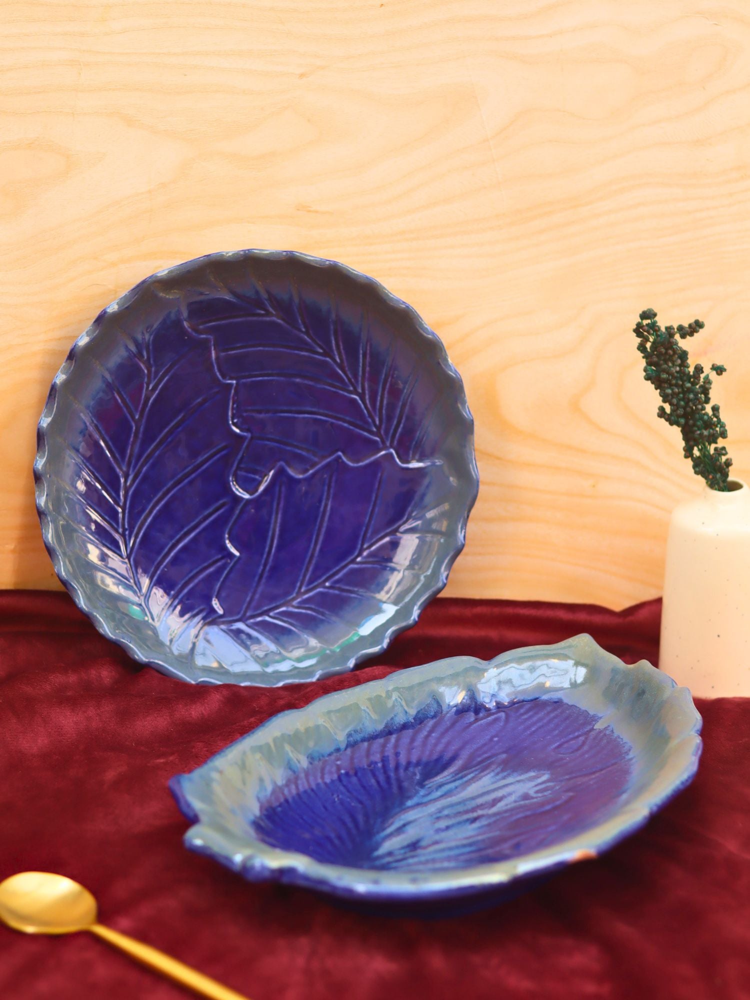 handmade Set of 2 - Royal Blue Round Engraved Platter & royal blue betel leaf platter combo