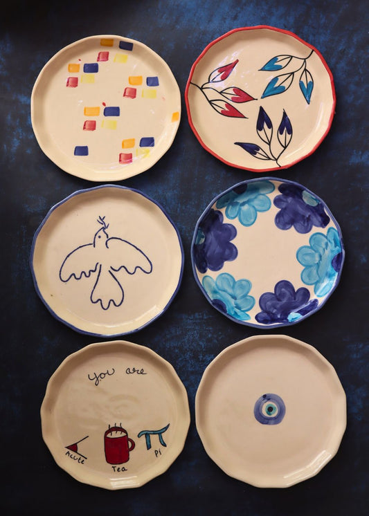 Set of 6 Blue Plates (For the price of 5) made by ceramic