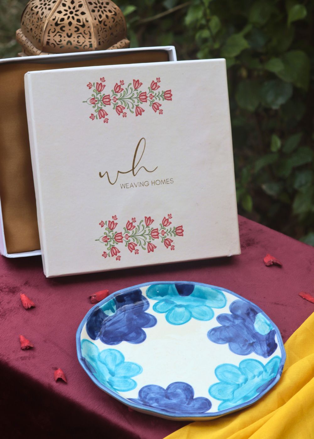 Blue Floral Plate in a Gift Box made by ceramic