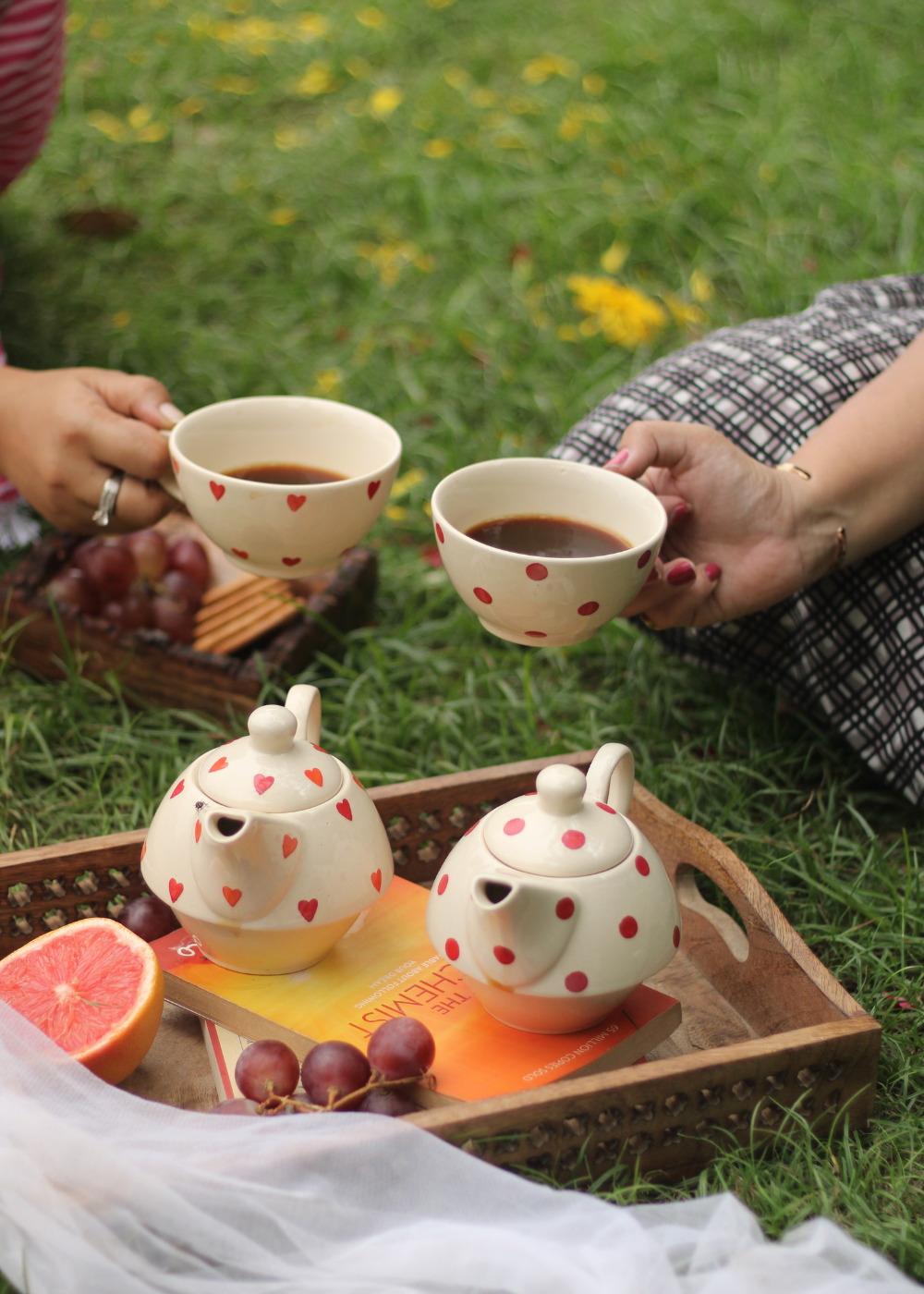 kettle with tea cuo - tea for one , combo