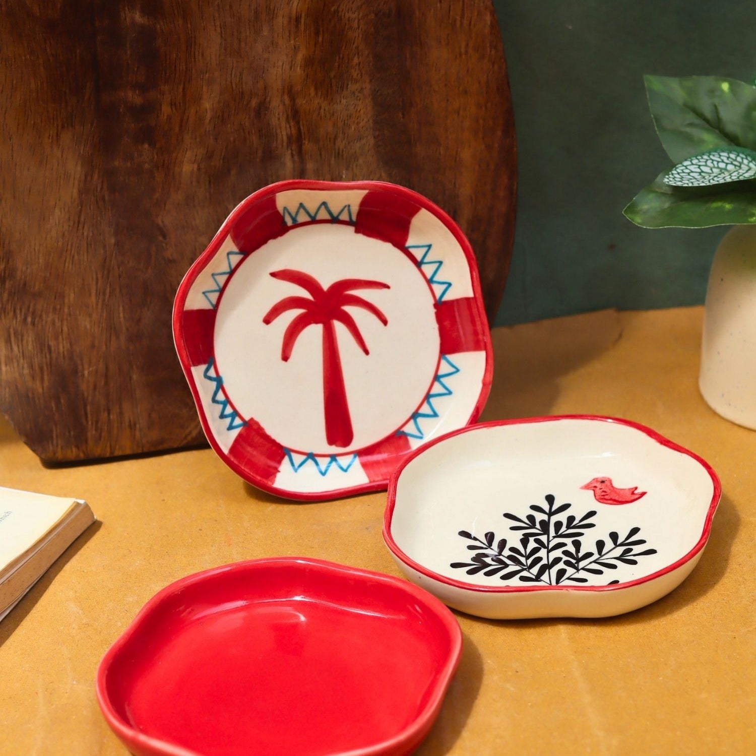 Birdie, Red & Palm Handmade Dessert Plate - Set of 3 made by ceramic