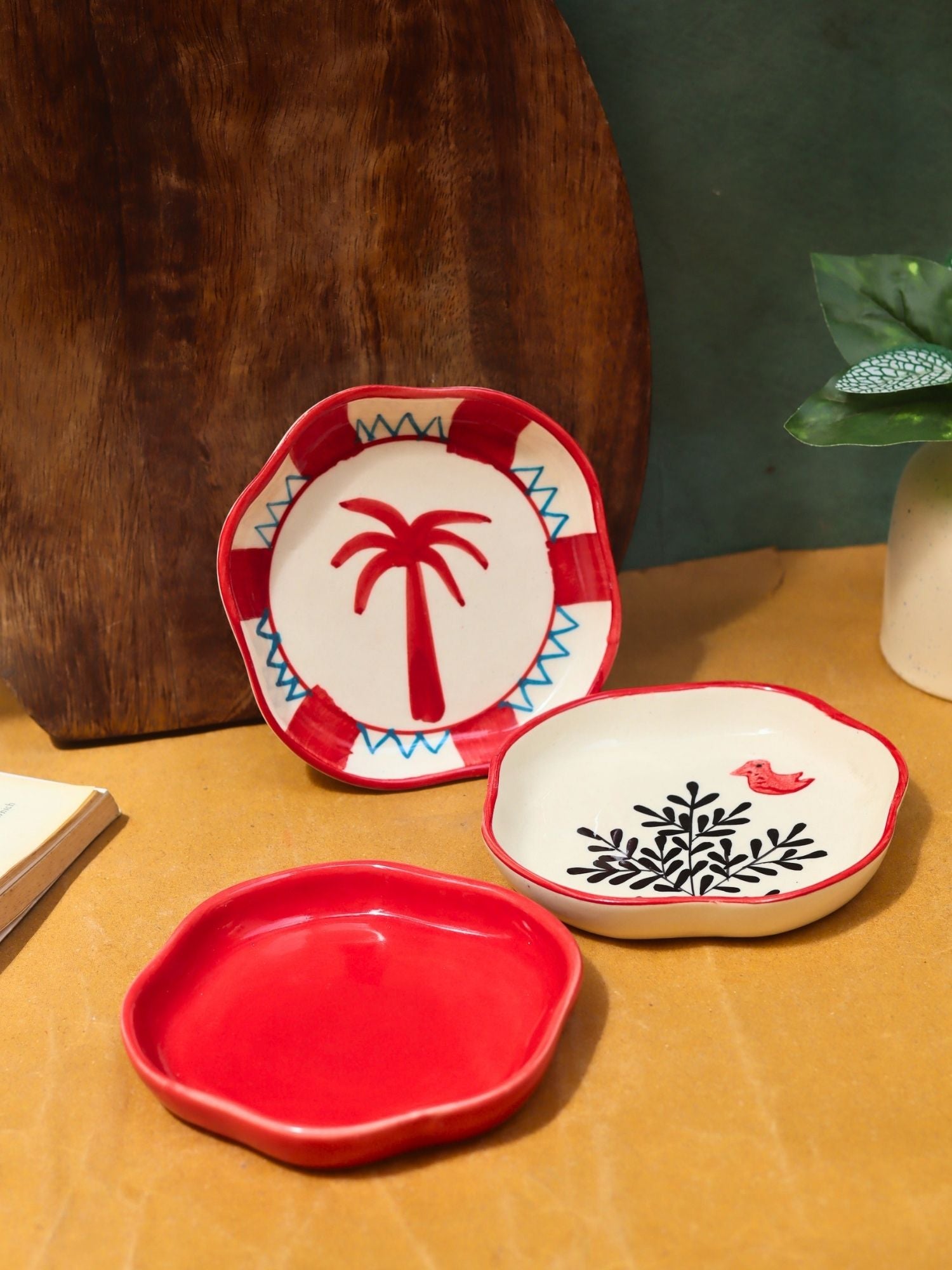 Birdie, Red & Palm Handmade Dessert Plate - Set of 3 made by ceramic