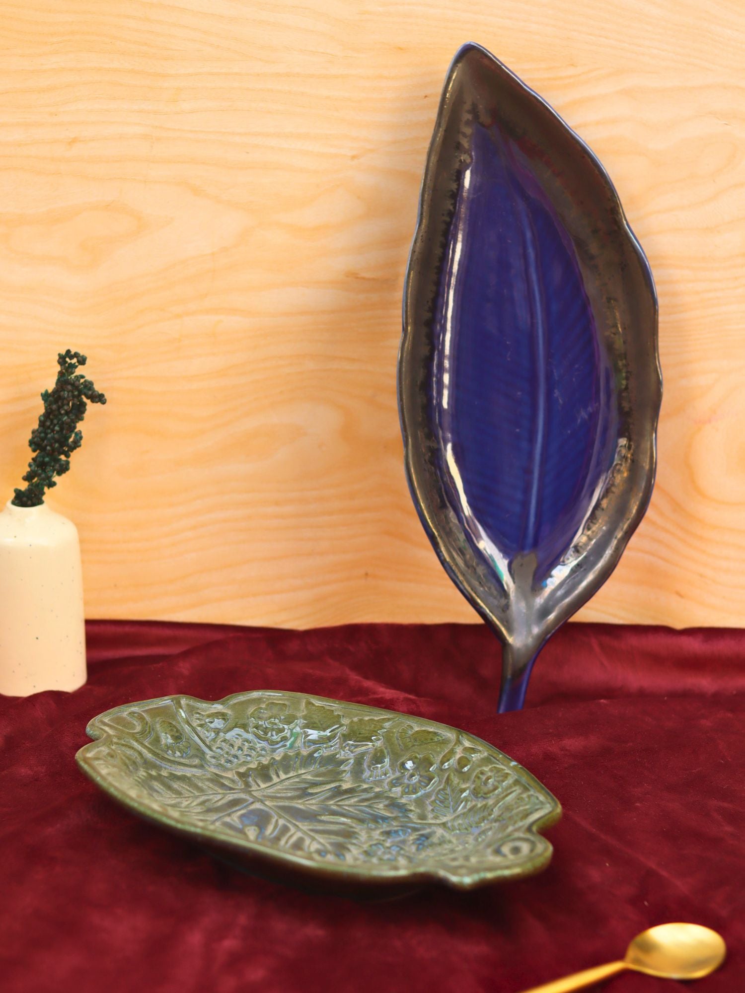 handmade Set of 2 - Electric blue leaf platter & Green Xmas leaf platter combo