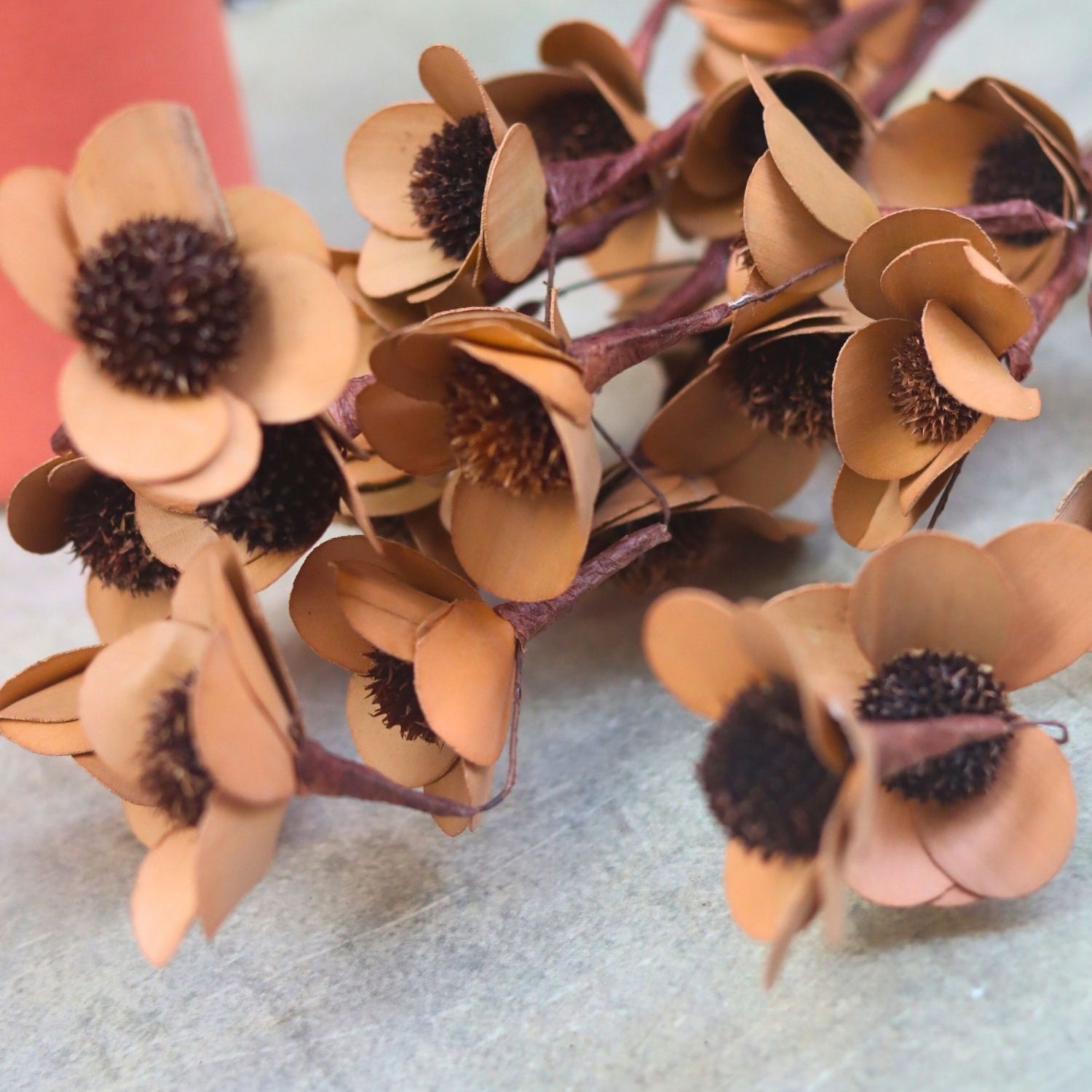 Brown Mangolia Bunch made with premium quality material
