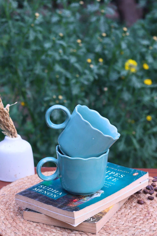 Teal wavy mug with premium quality material