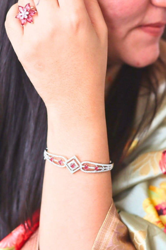 Anti tarnish Rosy Dream Bracelet