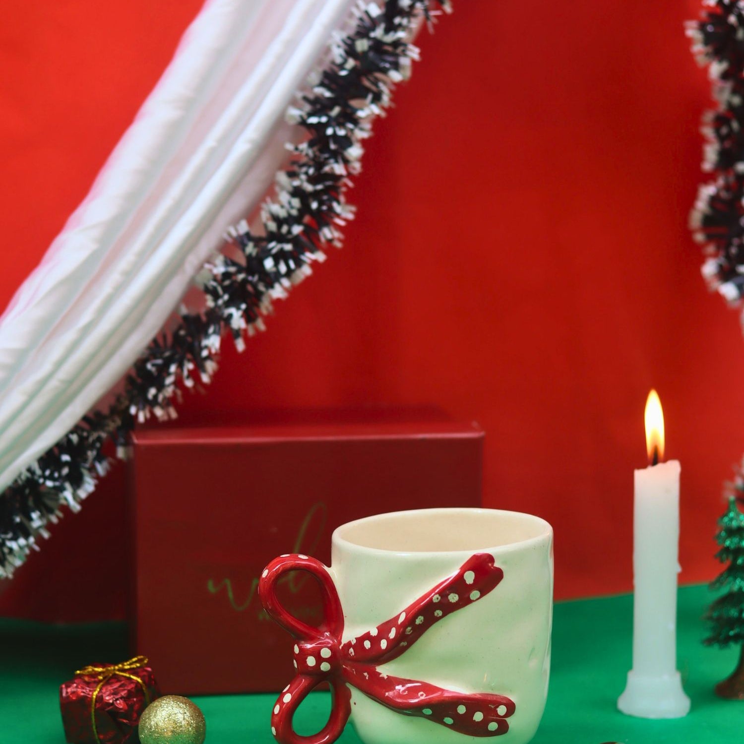 Pinteresty Bow Mug in a Gift Box made by ceramic