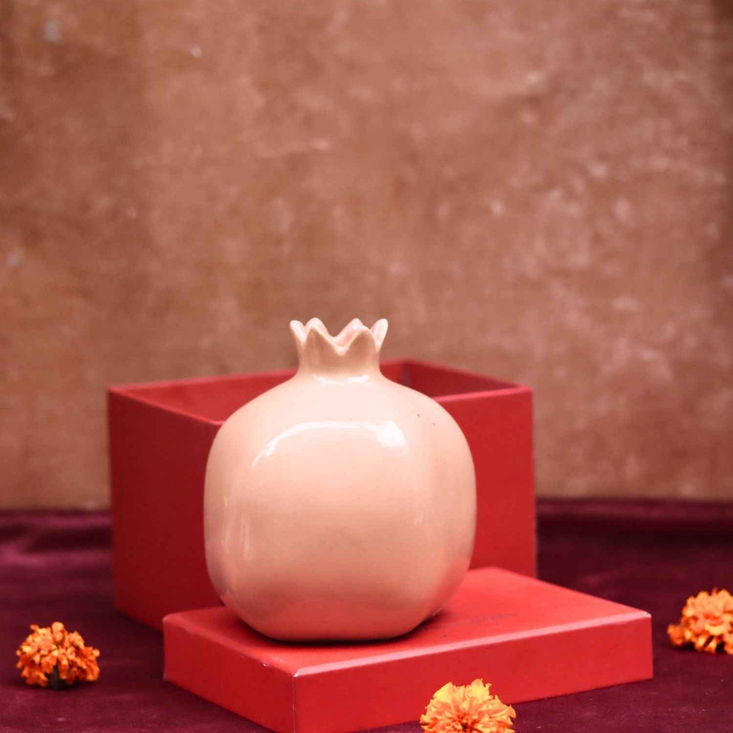 Peach Anar Vase Gift Box