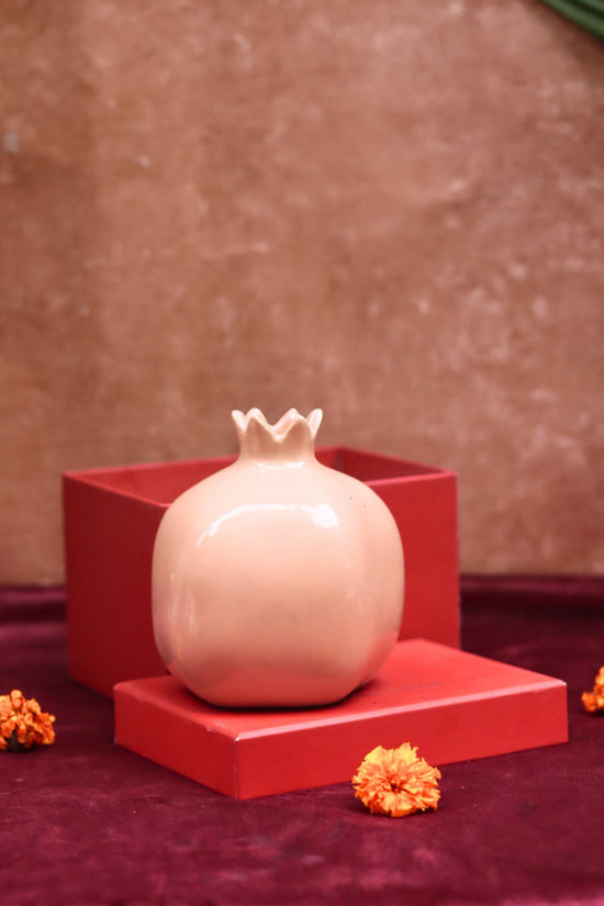 Peach Anar vase Gift Box made by ceramic