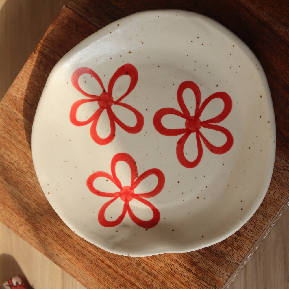 Red Bloom Plate