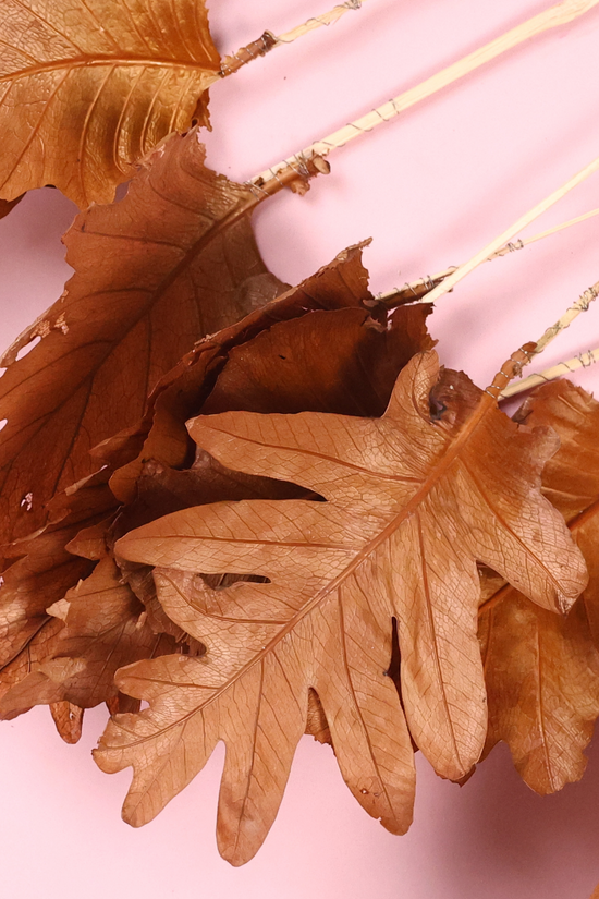 Dried leaf bouquet
