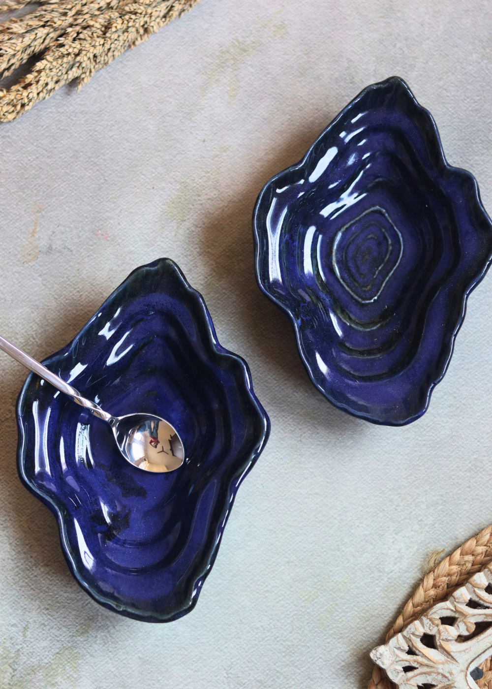 Serveware handmade ceramic wavy bowls 
