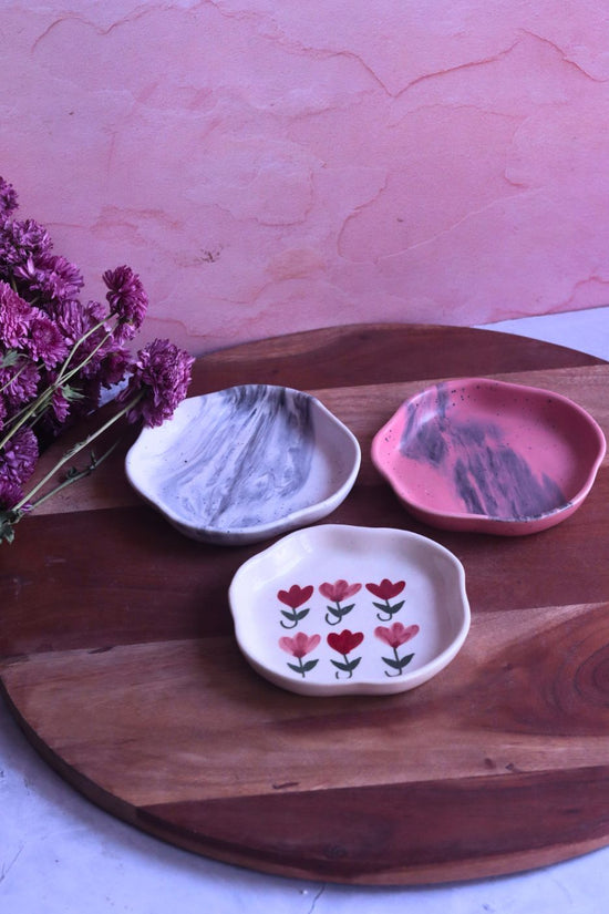  handmade Tulip, Black Marble & Red Ombre Handmade Dessert Plate 