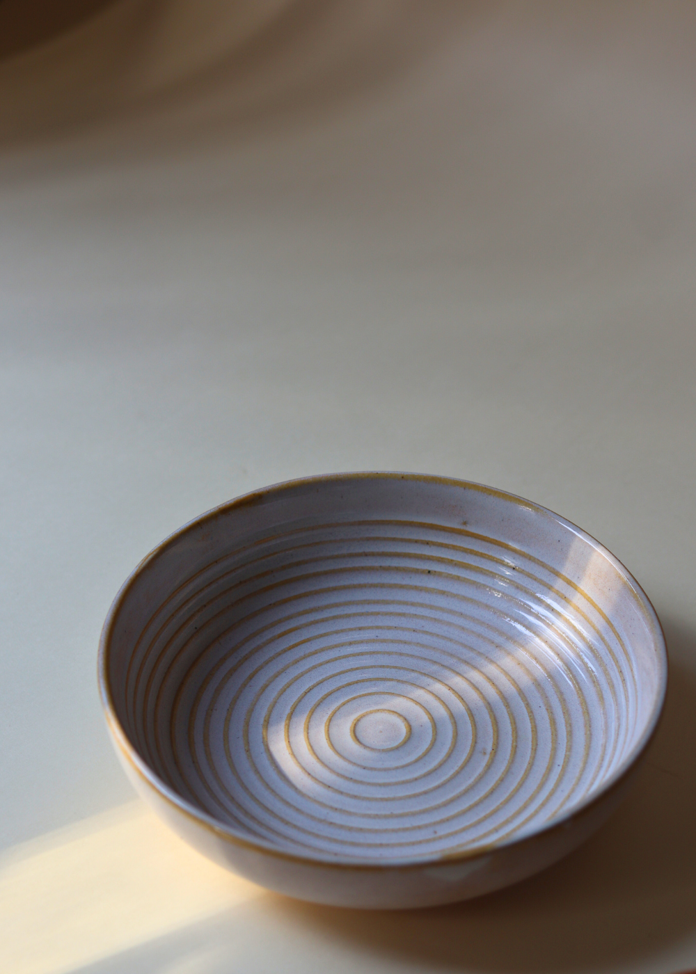 Pearl white swirl bowl