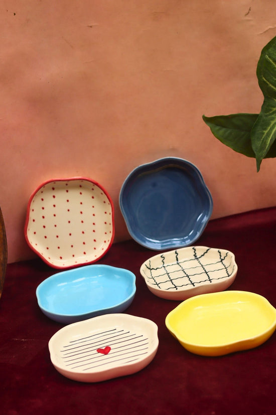 Set of 6 Mealtime Handmade dessert plate (for the price of 5)