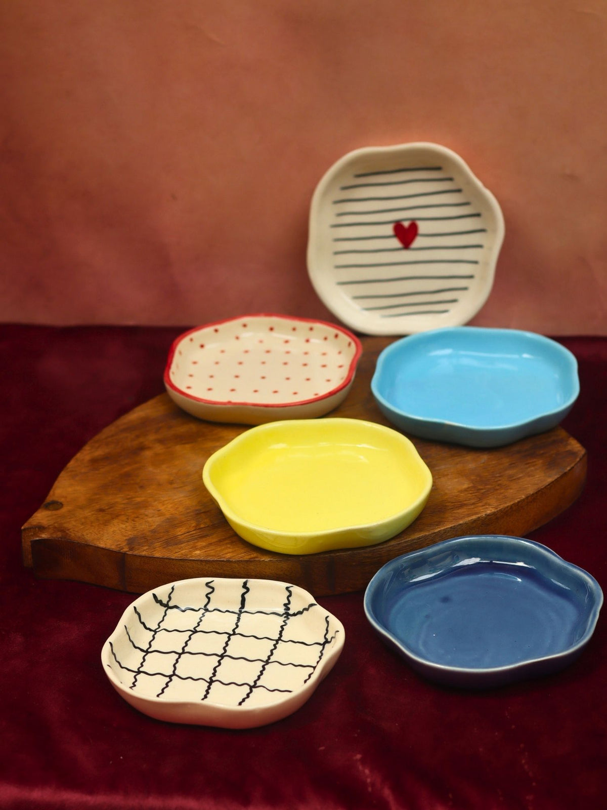 Set of 6 Blue & White Dessert Plate (for the price of 5) with premium quality material