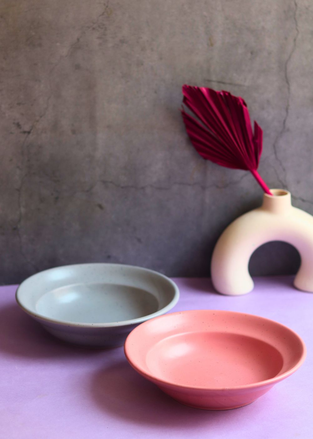 grey & rosy pink pasta plates made by ceramic 