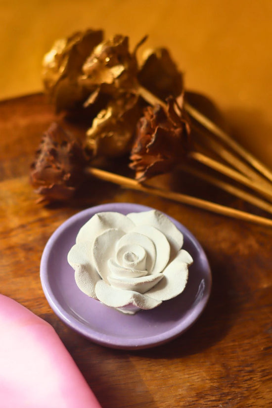 Lavender Floral Diffuser made by ceramic