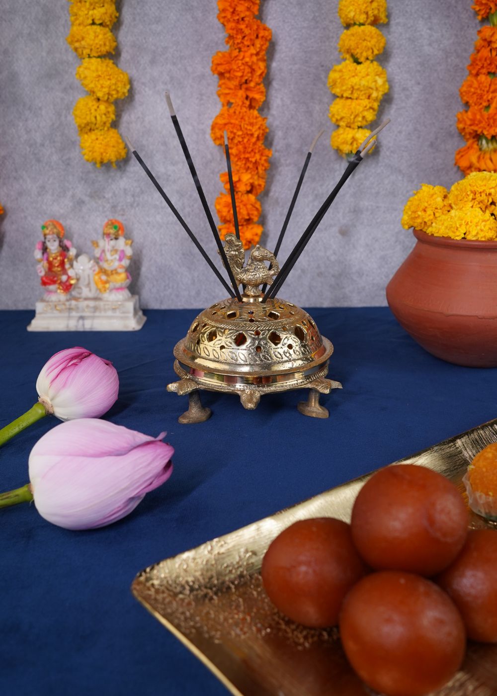 Tamra Dhoop Daan Handmade in india