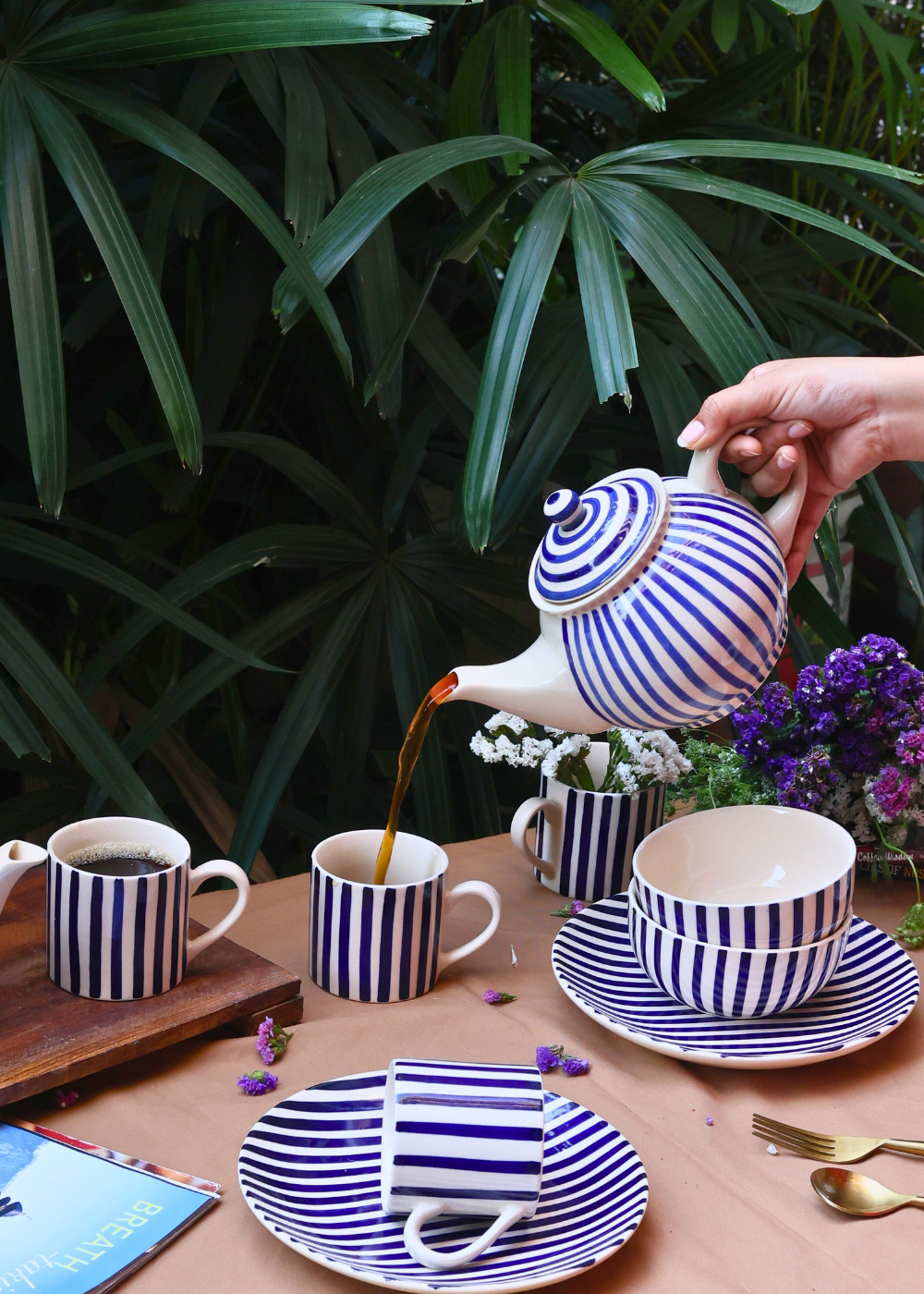 thin stripes // table for one set