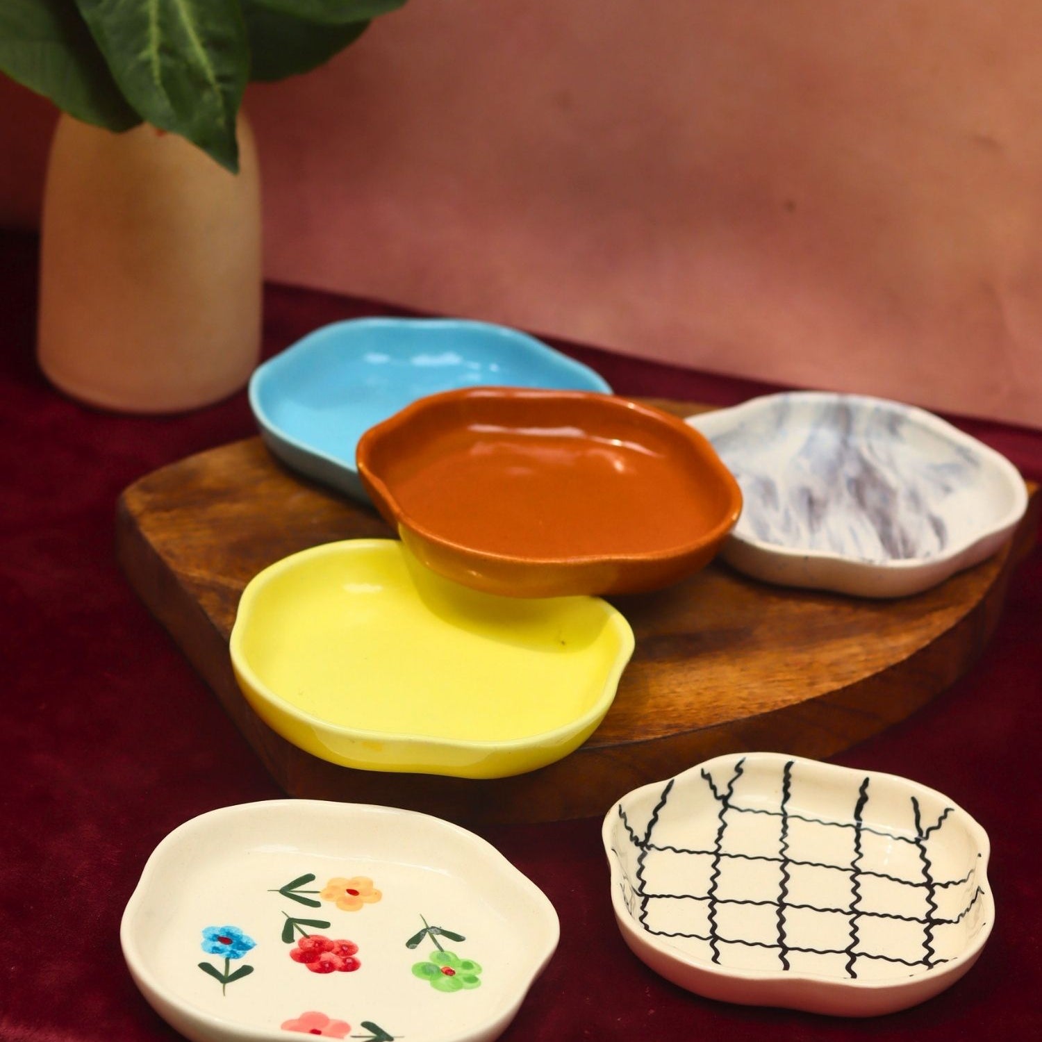 Set of 6 Classic treat handmade dessert plate (for the price of 5) made by ceramic
