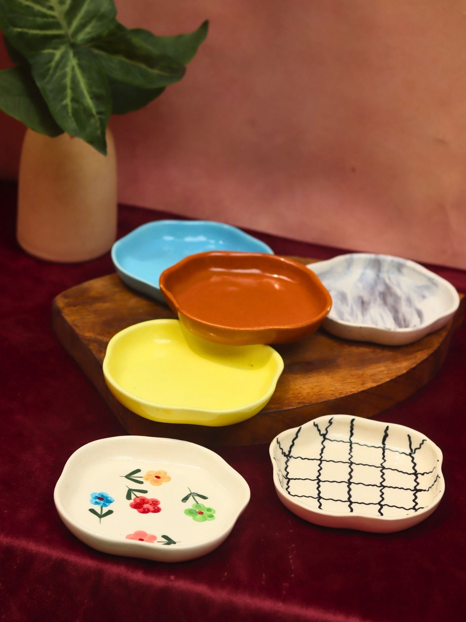 Set of 6 Classic treat handmade dessert plate (for the price of 5) made by ceramic