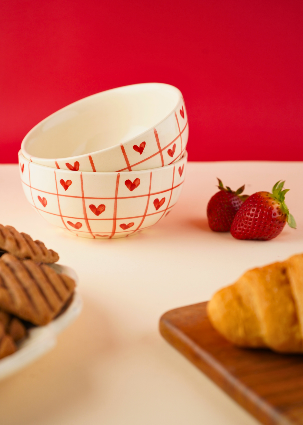 little heart in red chequered heart bowl