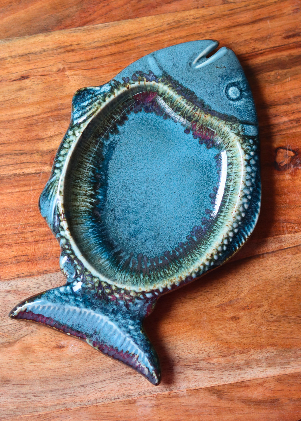 Fish Shaped platter blue color